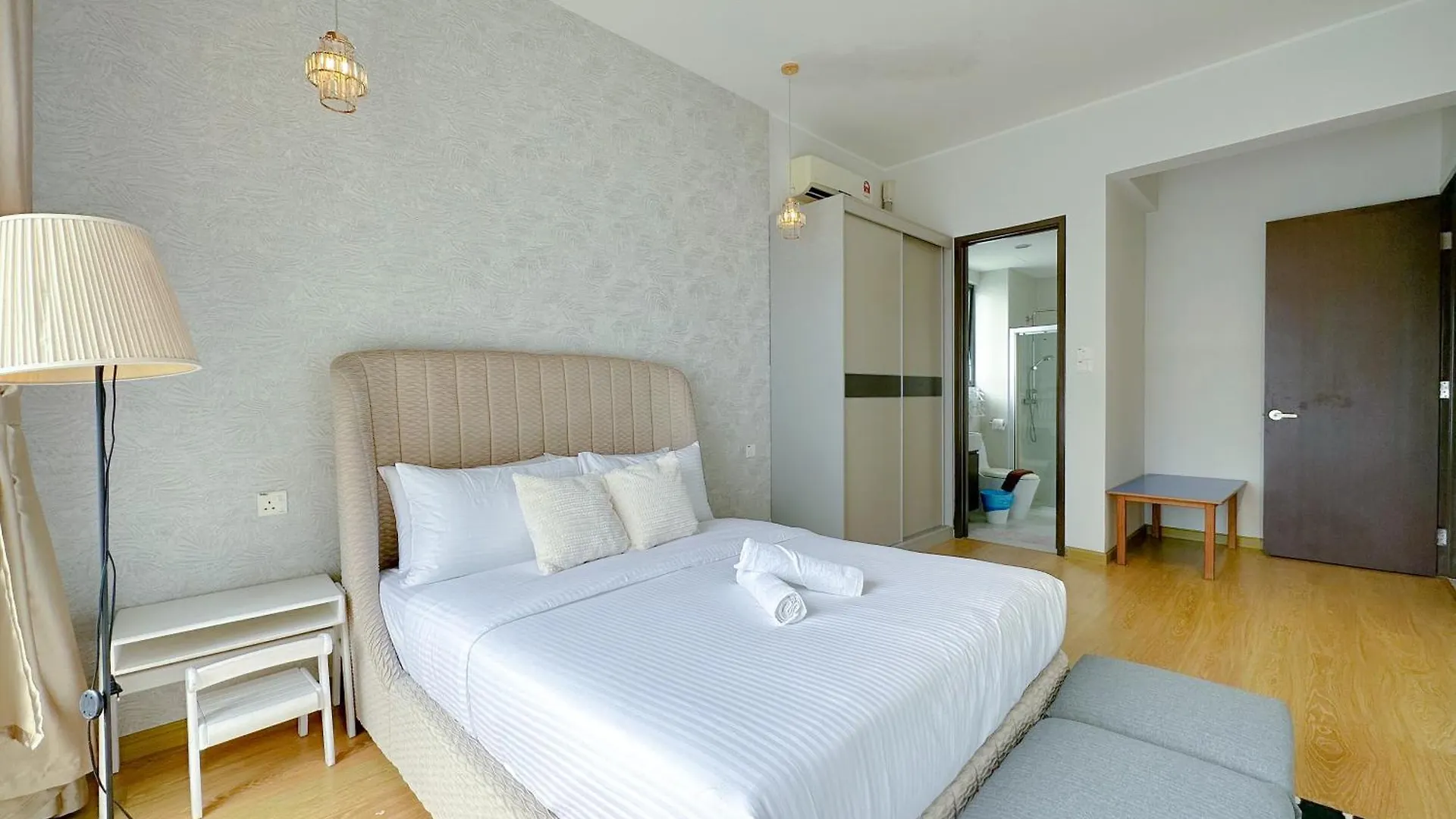 Apartment Country Garden Danga Bay Sea View Homestay By Stayrene Johor Bahru