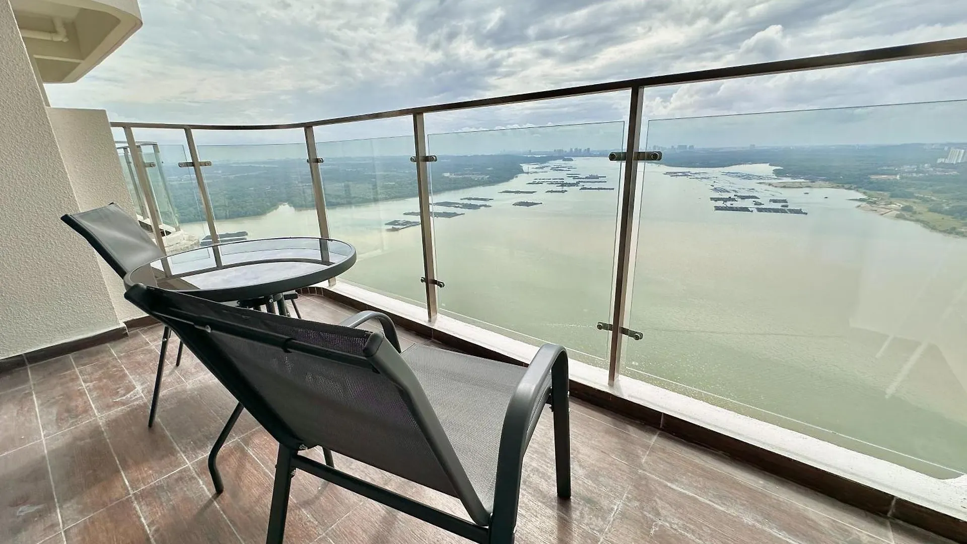 Country Garden Danga Bay Sea View Homestay By Stayrene Johor Bahru Apartment