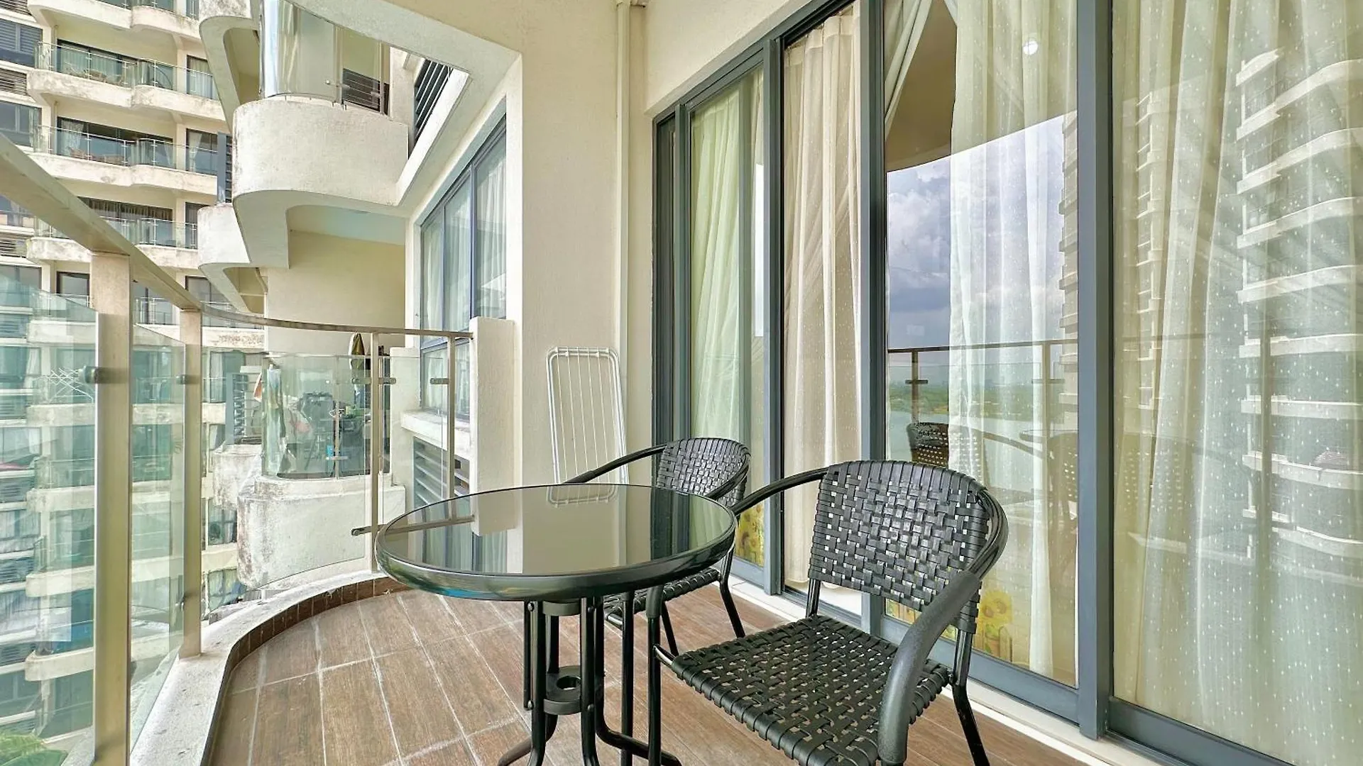 Country Garden Danga Bay Sea View Homestay By Stayrene Johor Bahru